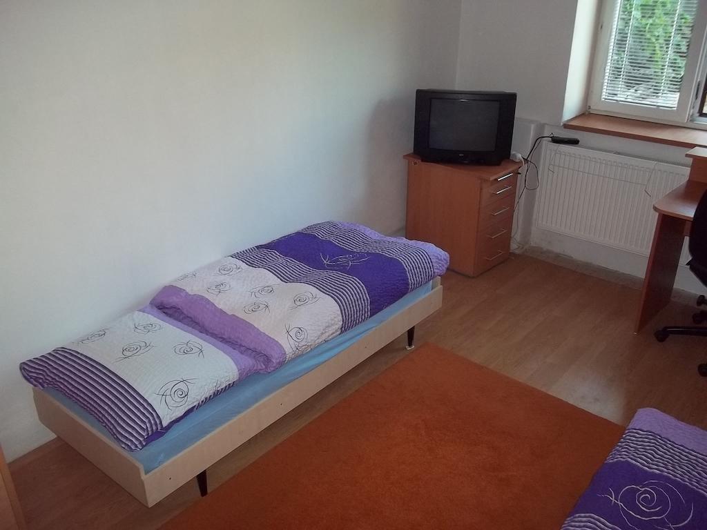 Penzion Apartmany Zlín Room photo