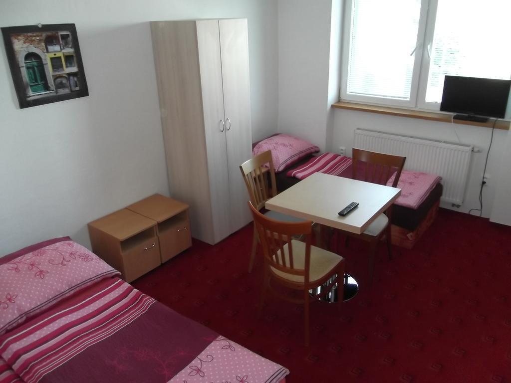 Penzion Apartmany Zlín Room photo